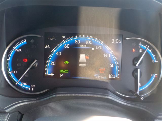 Toyota Noah HV 2024 - Pearl
