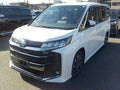 Toyota Noah HV 2024 - Pearl