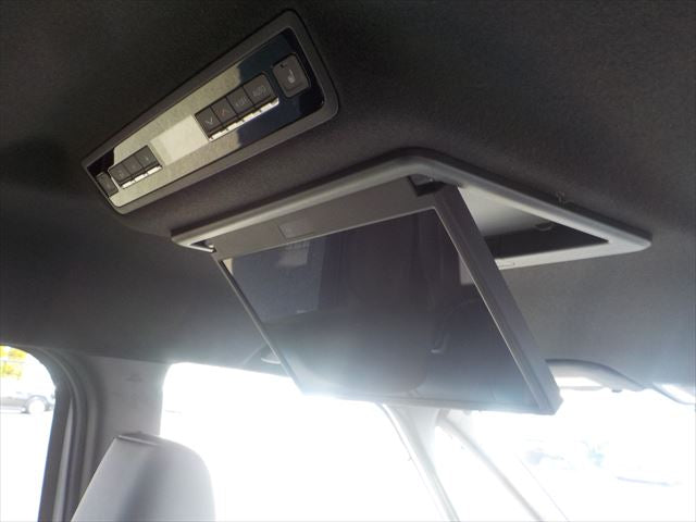 Toyota Noah HV 2024 - Pearl