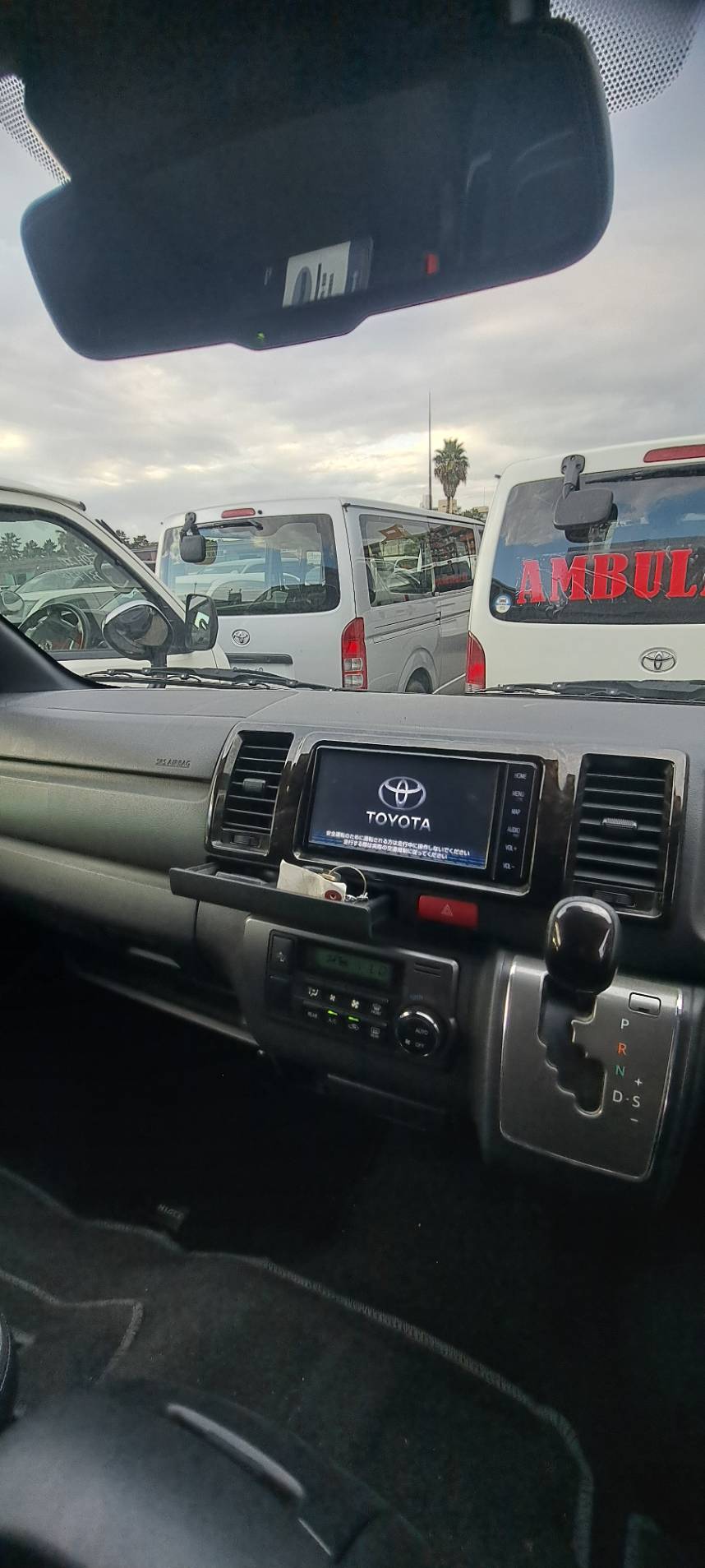 Toyota Hiace Super GL 2020 - Black