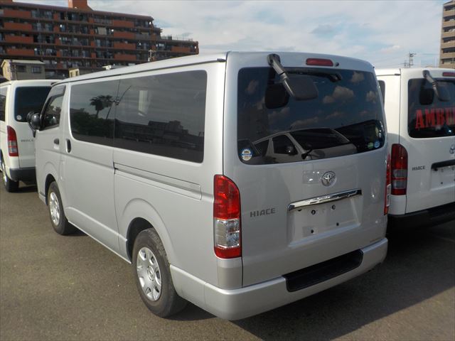 Toyota Hiace GL 2020 - Silver