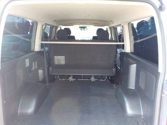 Toyota Hiace Super GL 2020 - Silver