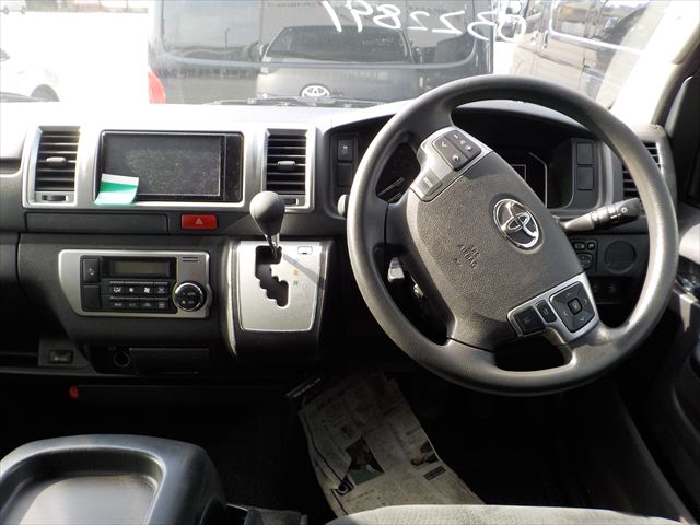 Toyota Hiace Super GL 2020 - Silver