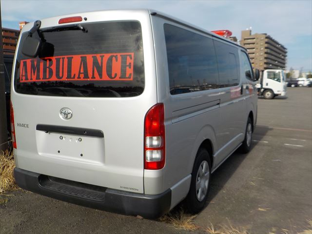 Toyota Hiace Ambulance 2021 - Silver