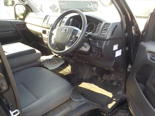Toyota Hiace GL 2021 - Black