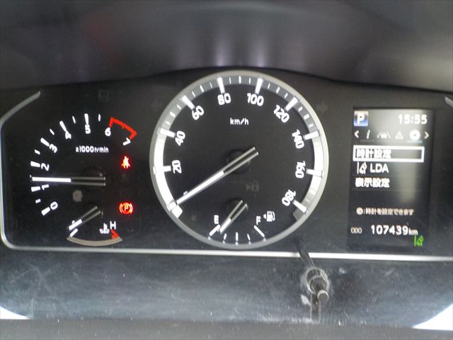 Toyota Hiace DX 2021 - Silver