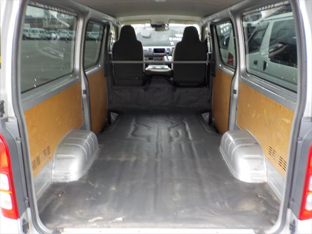 Toyota Hiace DX 2021 - Silver