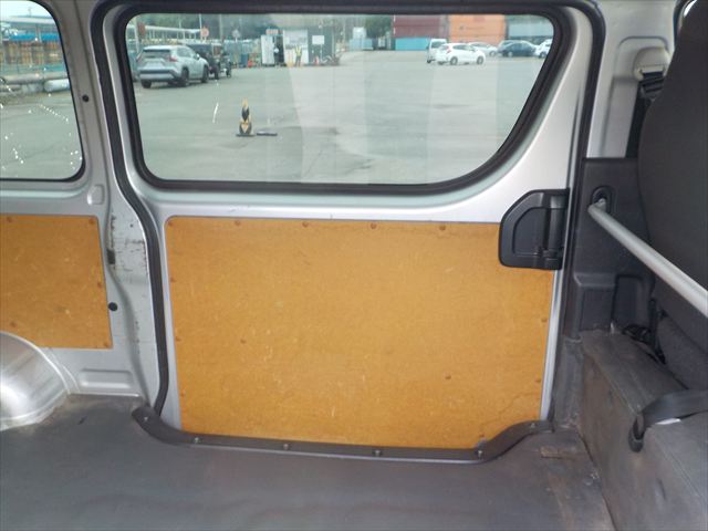 Toyota Hiace DX 2021 - Silver