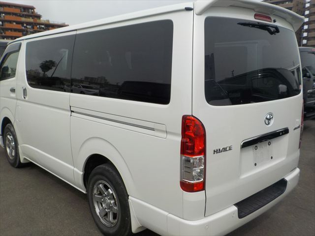 Toyota Hiace Super GL 2021 - Pearl