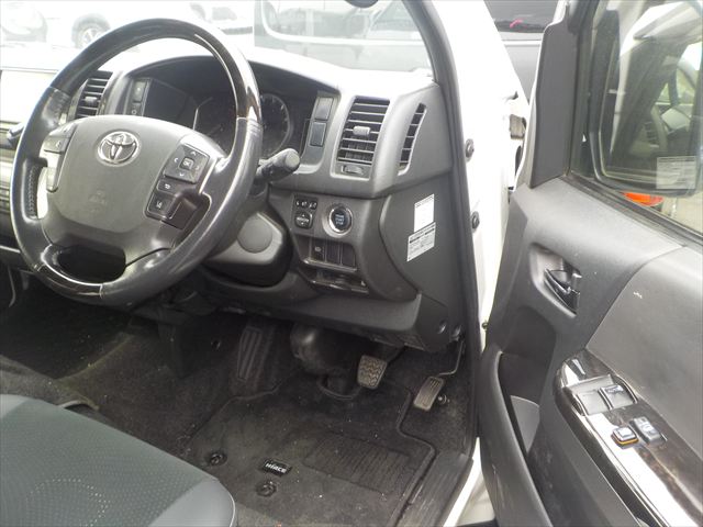 Toyota Hiace Super GL 2021 - Pearl