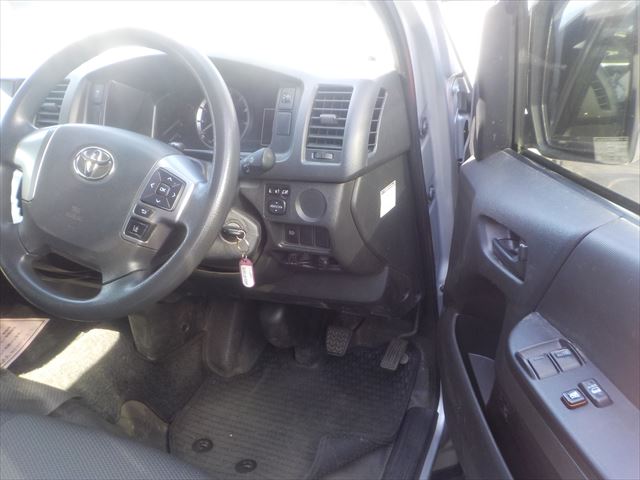 Toyota Hiace GL 2021 - Silver