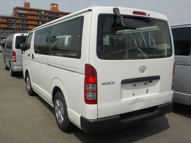Toyota Hiace DX 2021 - White