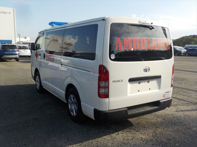 Toyota Hiace Ambulance 2022 - White