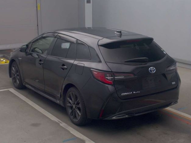 Toyota Corolla Touring 2020 - Black Purple