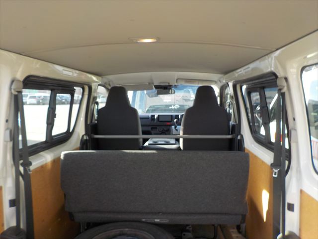 Toyota Hiace DX 2021 - White