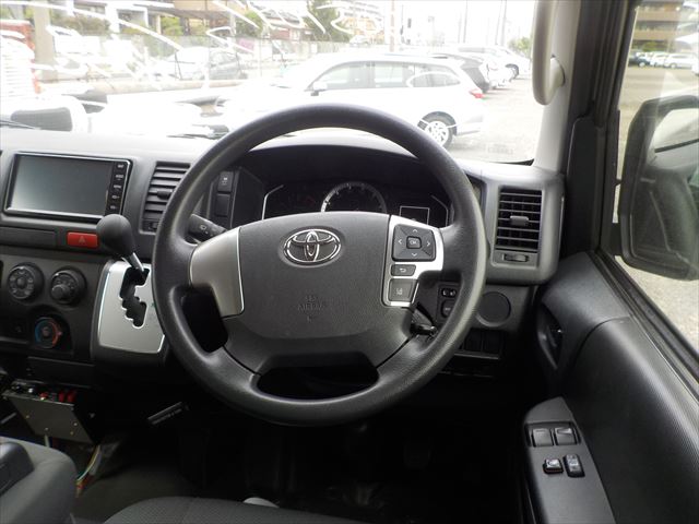 Toyota Hiace Ambulance 2022 - White