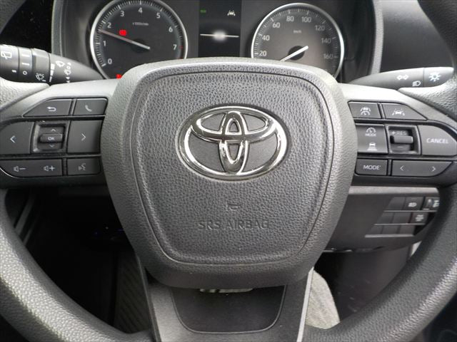 Toyota Noah Non-Hybrid 2022 - Pearl