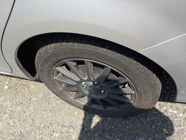 Toyota Corolla Fielder 2020 - Silver