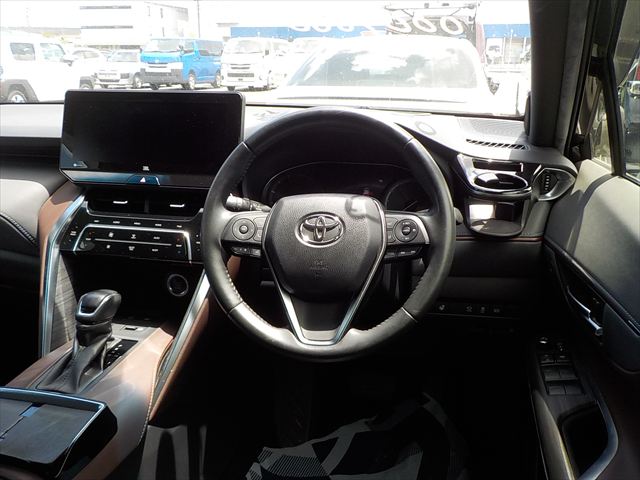 Toyota Harrier 2020 - Black