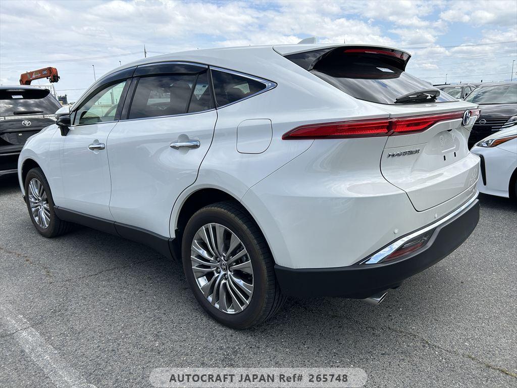 Toyota Harrier 2021 - Pearl