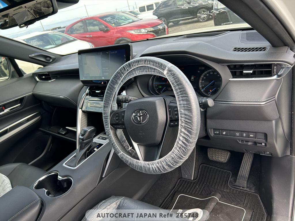 Toyota Harrier 2021 - Pearl