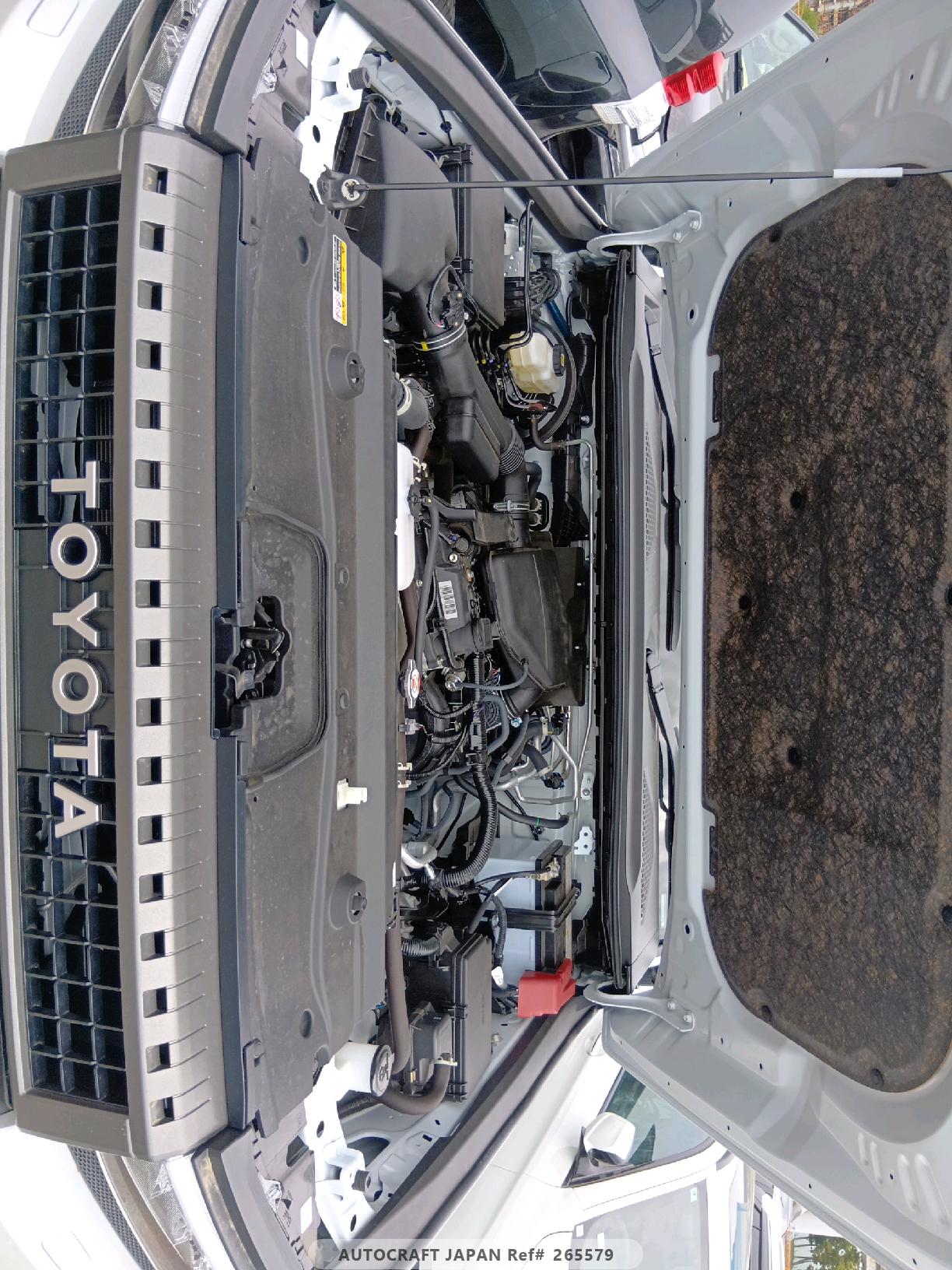 Toyota Land Cruiser Prado 2024 - Pearl