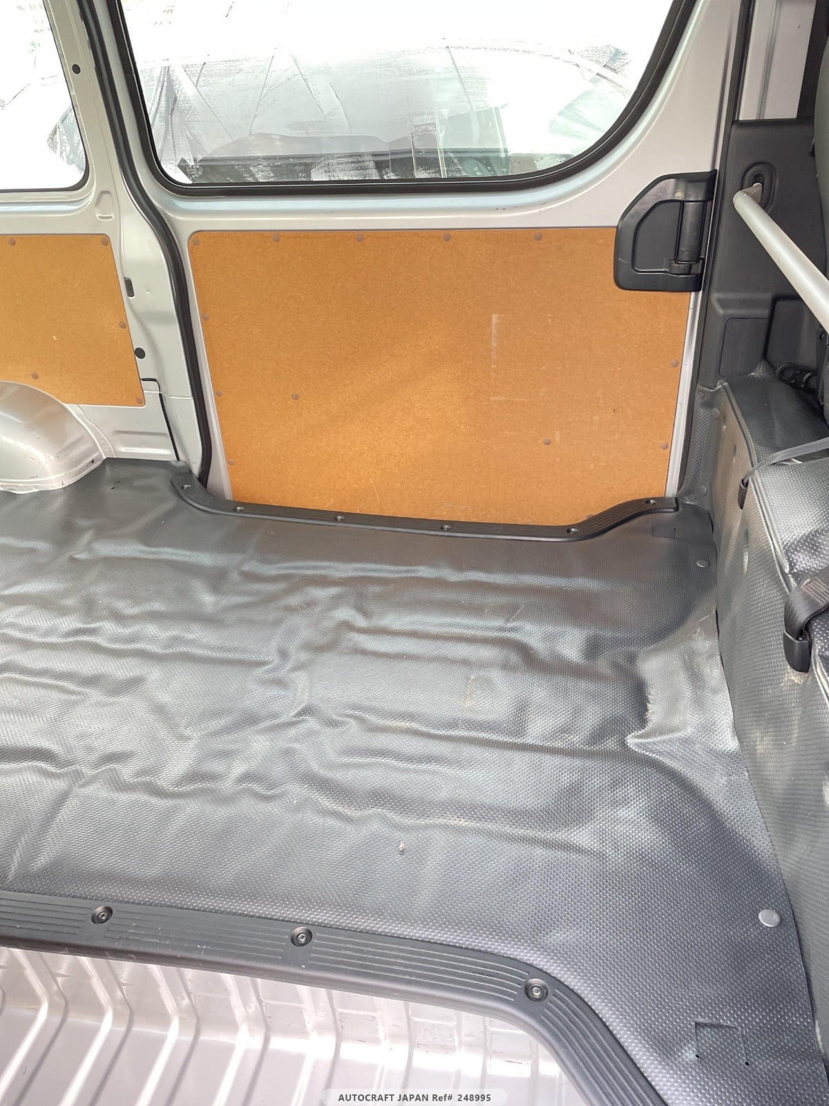 Toyota Hiace DX 2020 - Silver