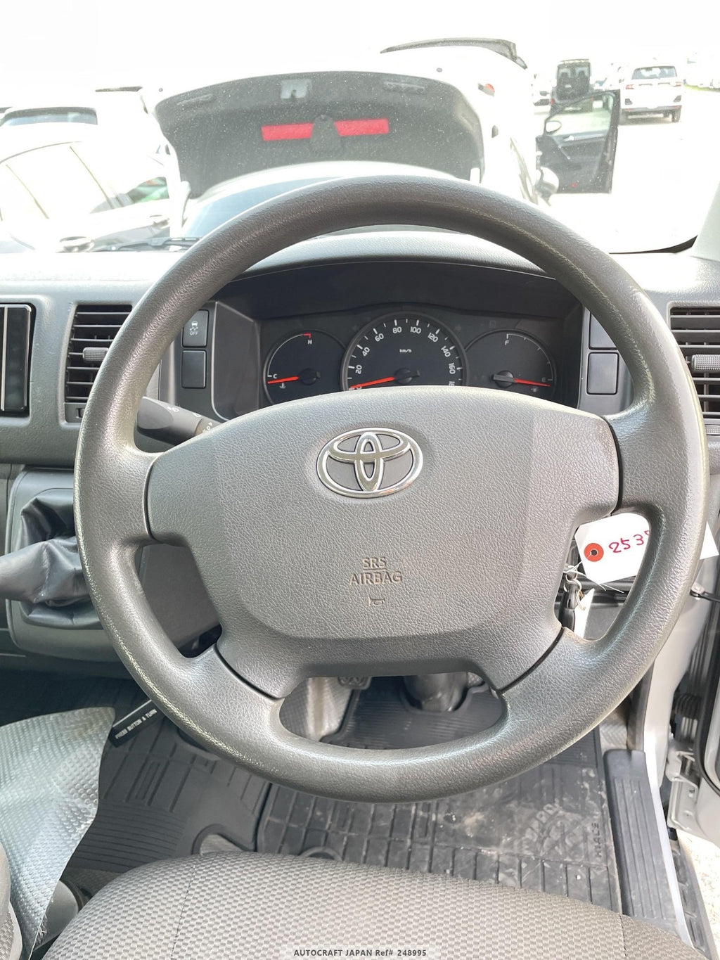Toyota Hiace DX 2020 - Silver