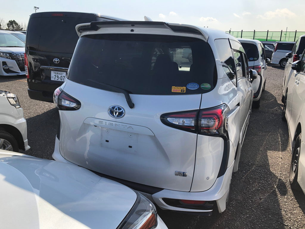 Toyota Sienta  G Cuero 2021 - Pearl