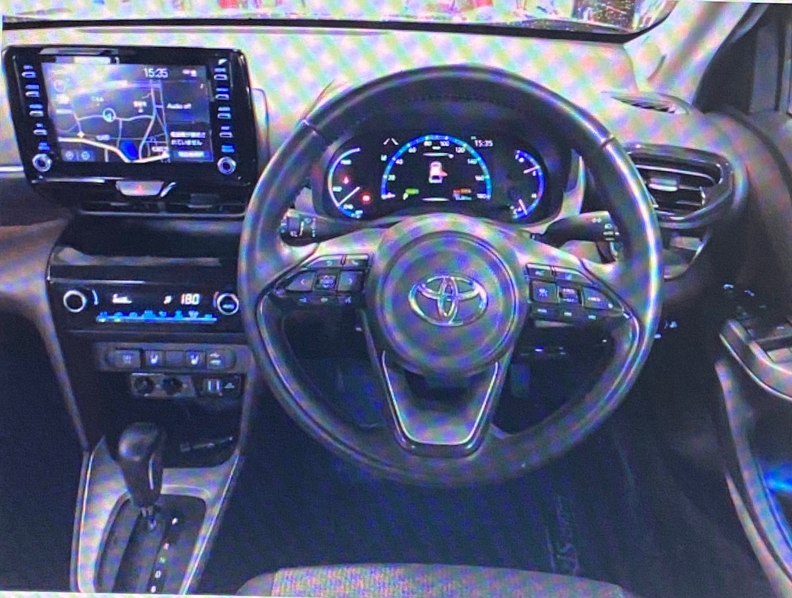 Toyota Yaris Cross 2020 - Black Two Tone