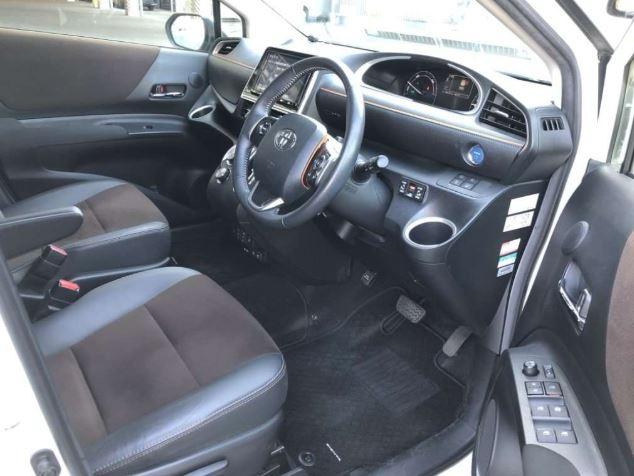 Toyota Sienta  G Cuero 2021 - Pearl