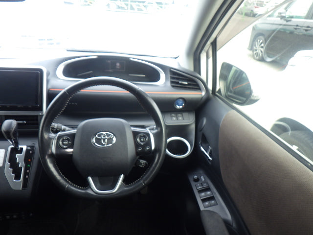 Toyota Sienta G Cuero 2021 - Pearl