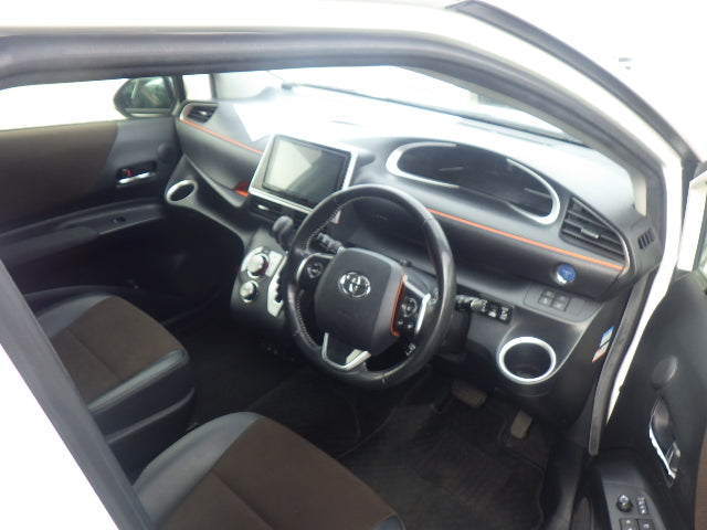 Toyota Sienta G Cuero 2021 - Pearl