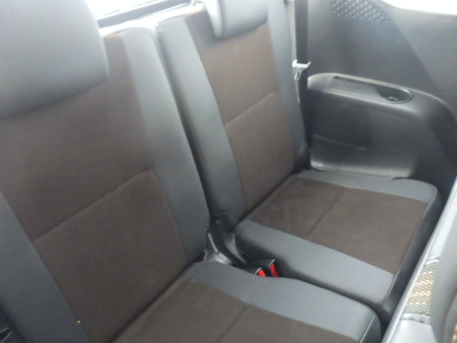 Toyota Sienta G Cuero 2021 - Brown
