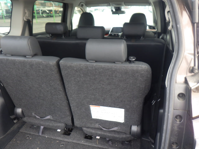 Toyota Sienta G Cuero 2021 - Brown
