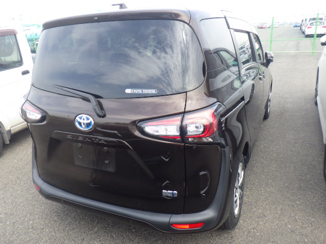 Toyota Sienta G Cuero 2021 - Brown