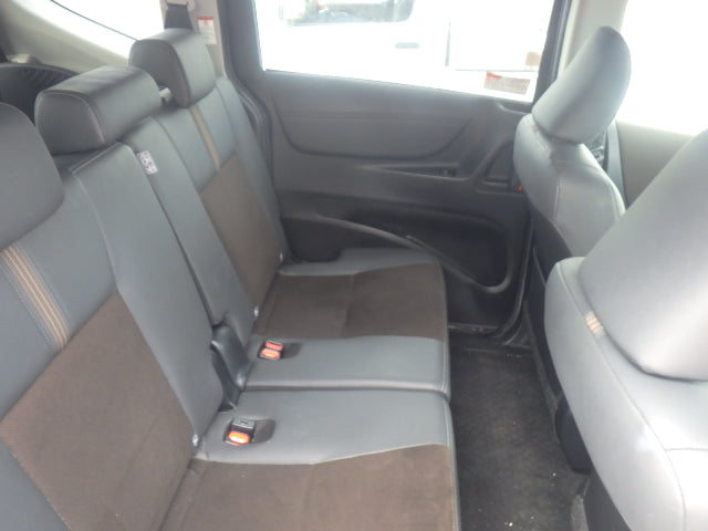 Toyota Sienta G Cuero 2021 - Brown