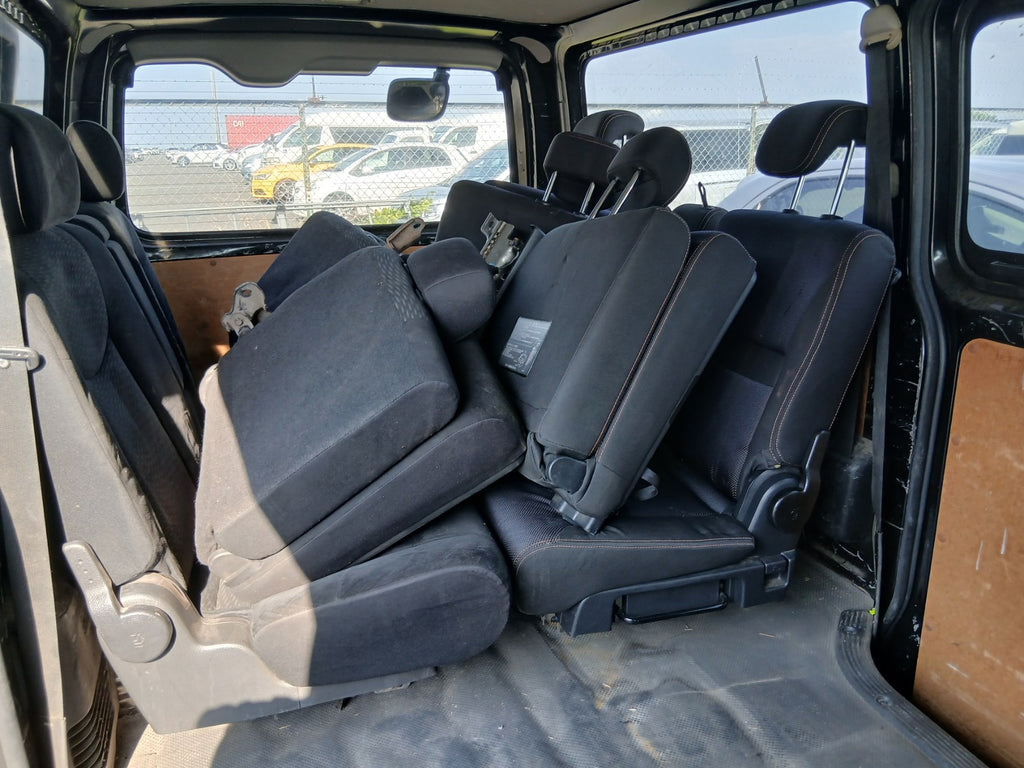 Toyota Hiace DX 2021 - Black