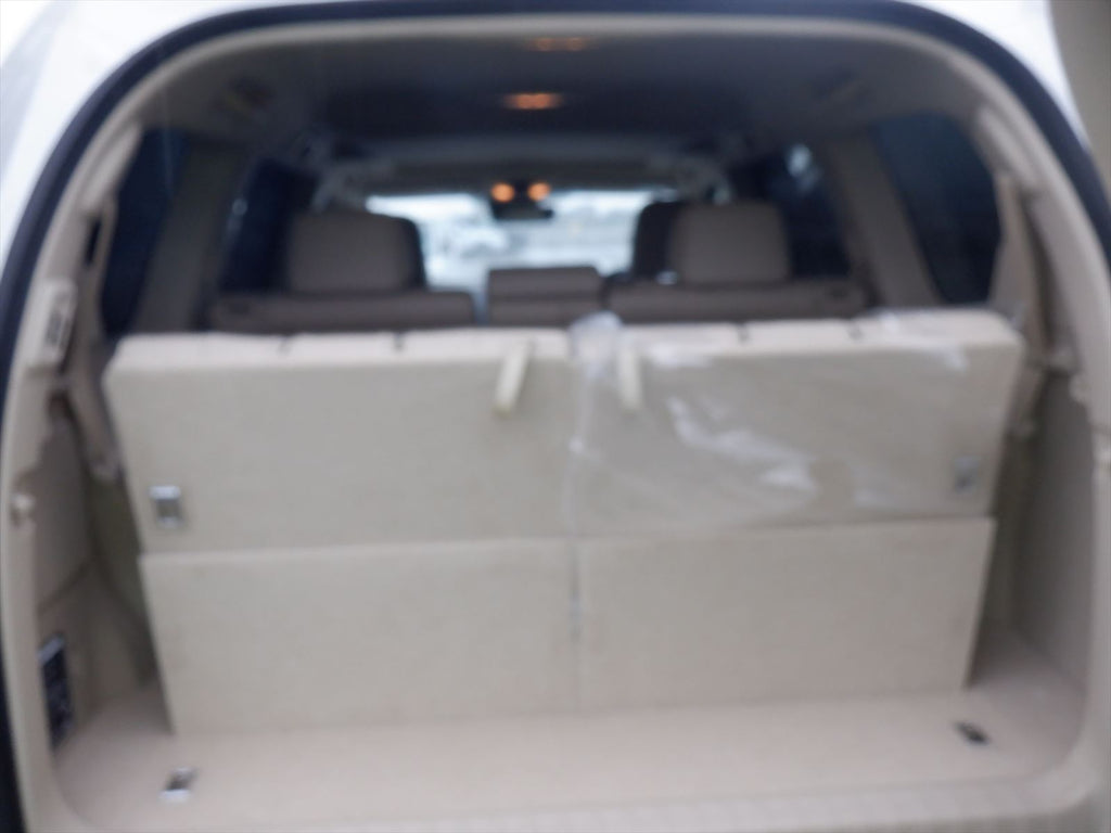 Toyota Land Cruiser Prado 2022 - Pearl