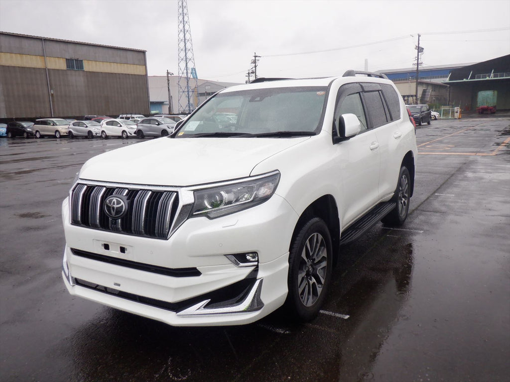 Toyota Land Cruiser Prado 2022 - Pearl