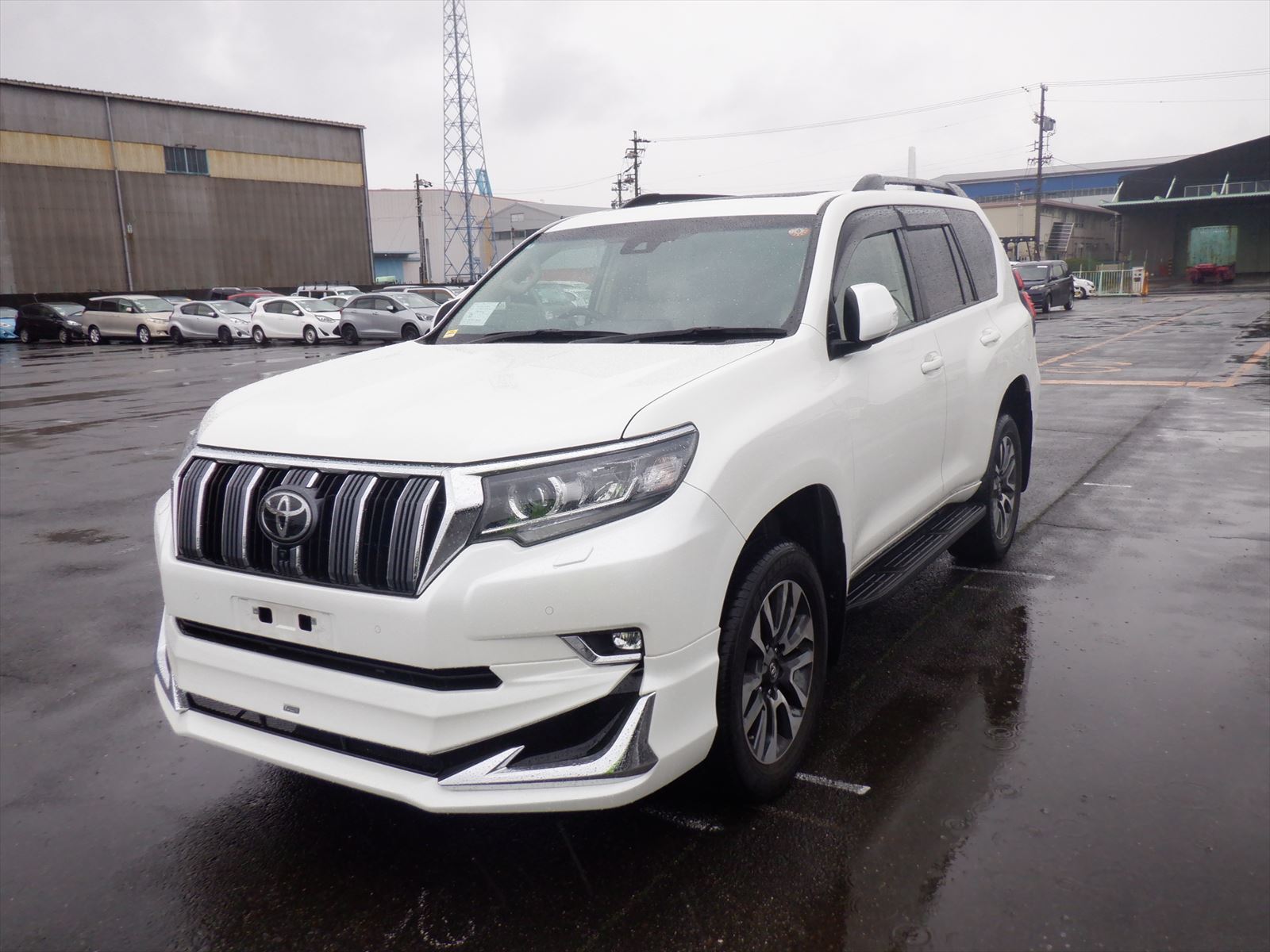 Toyota Land Cruiser Prado 2022 - Pearl
