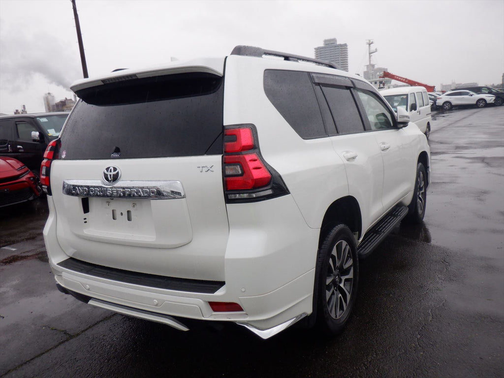 Toyota Land Cruiser Prado 2022 - Pearl