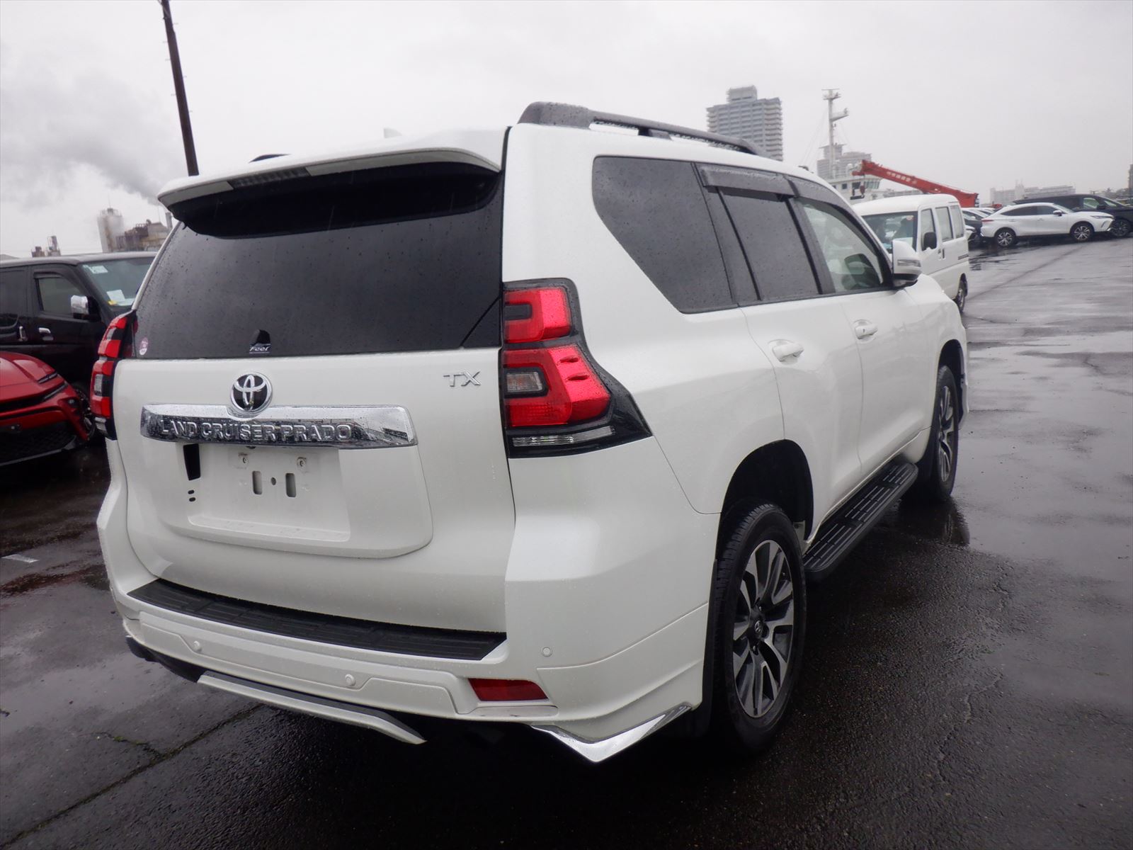 Toyota Land Cruiser Prado 2022 - Pearl