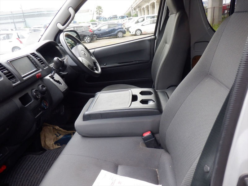 Toyota Hiace GL 2020 - Silver