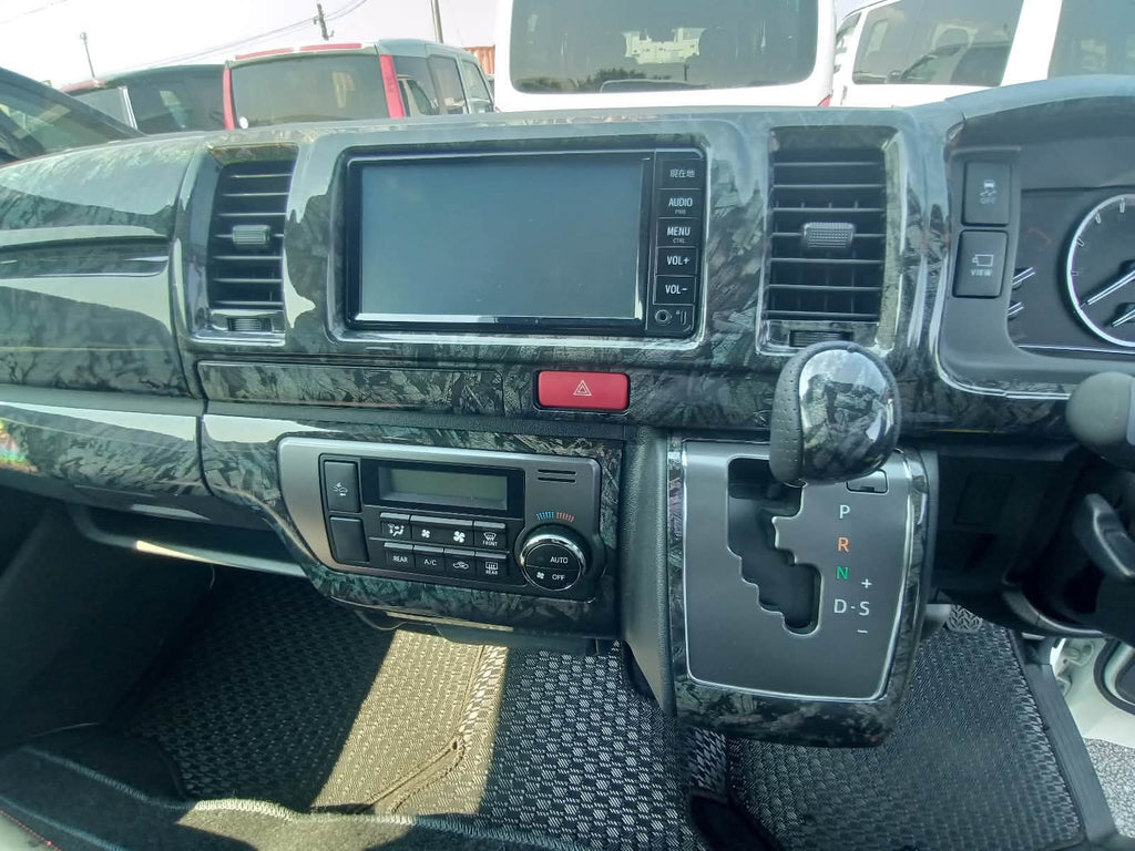 Toyota Hiace Super GL (2021)