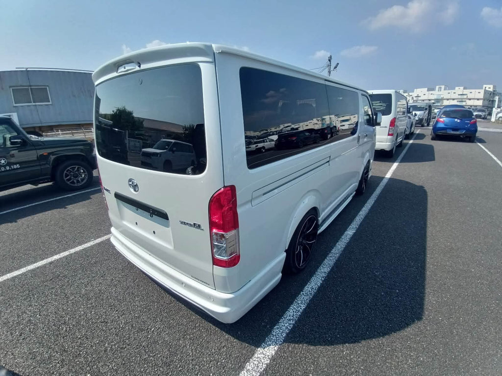 Toyota Hiace Super GL (2021)
