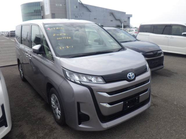 Toyota Noah HV 2022 - Gray
