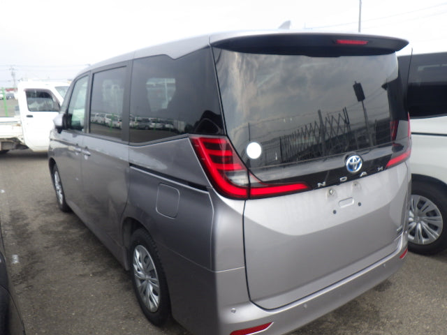 Toyota Noah HV 2022 - Gray