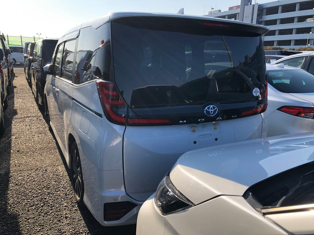 Toyota Noah Hv 2022 - Pearl