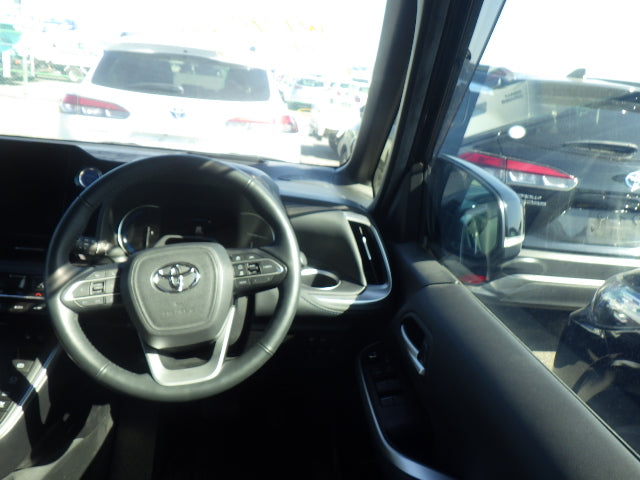 Toyota Voxy HV 2022 - Black